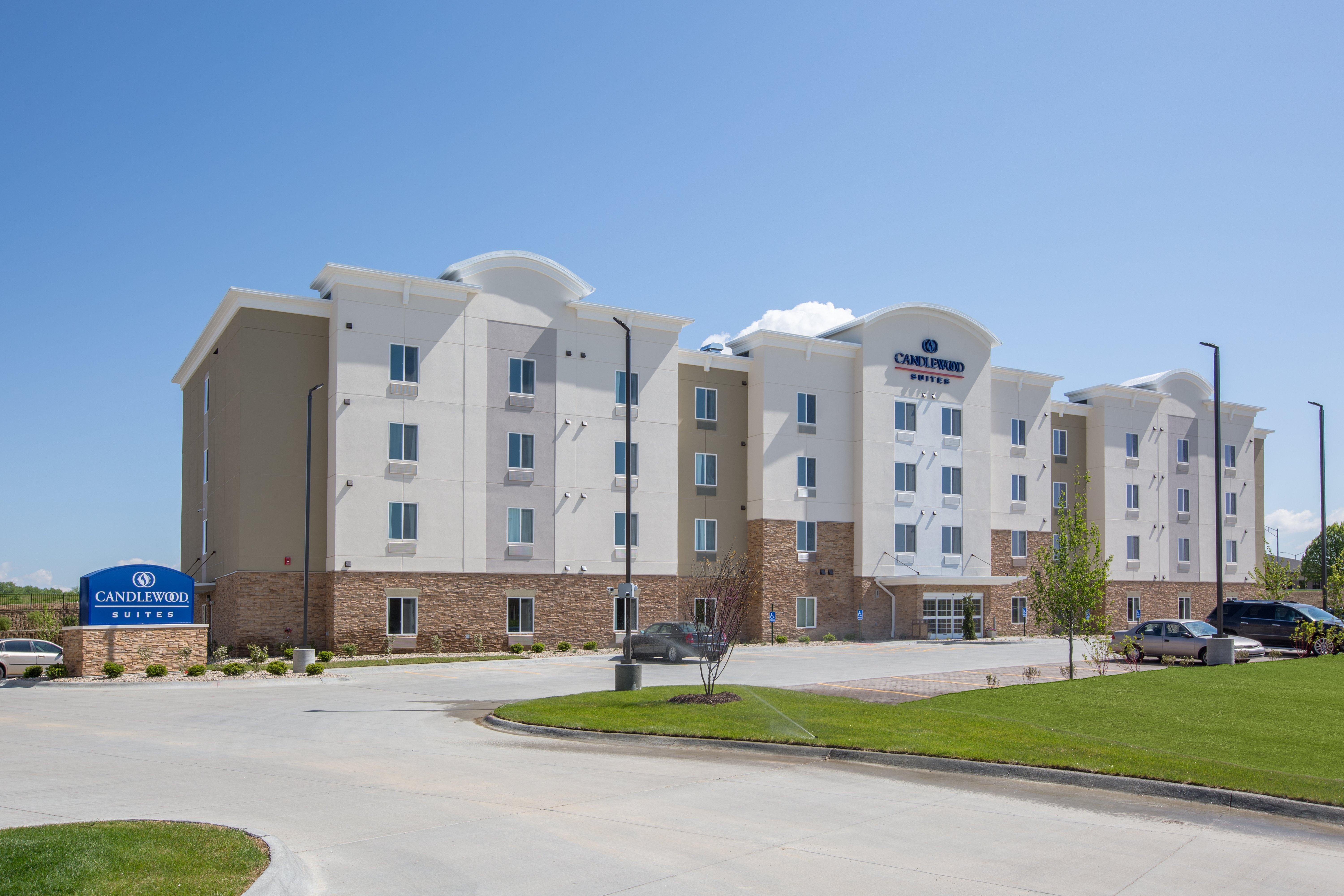 Candlewood Suites - Omaha Millard Area By Ihg Exterior foto
